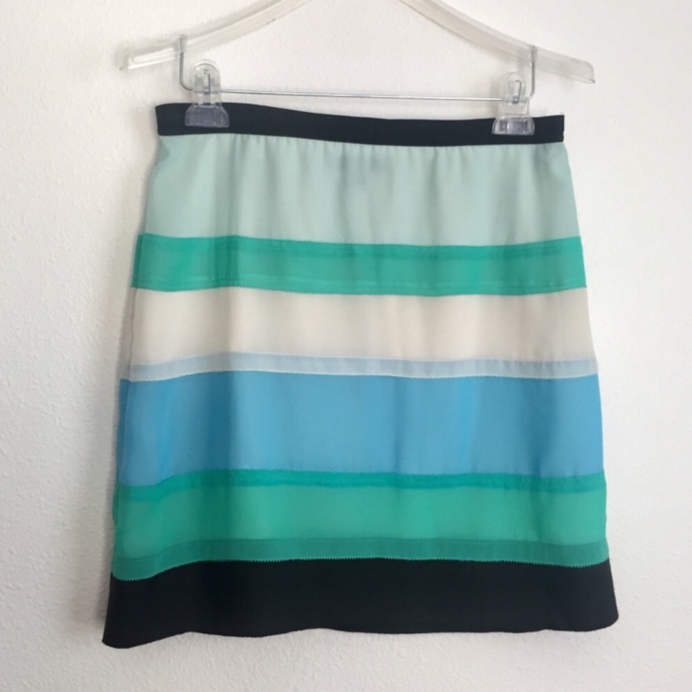 💙💚 Ann Taylor Striped Skirt 💚💙